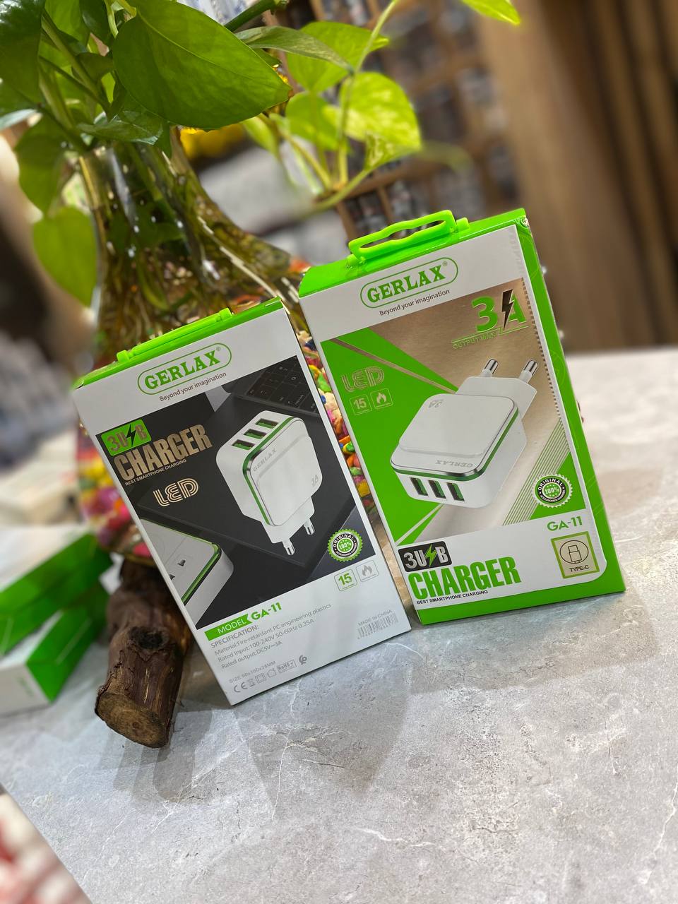 شارژر دیواری تایپی سی جرلاکس مدل GA-11